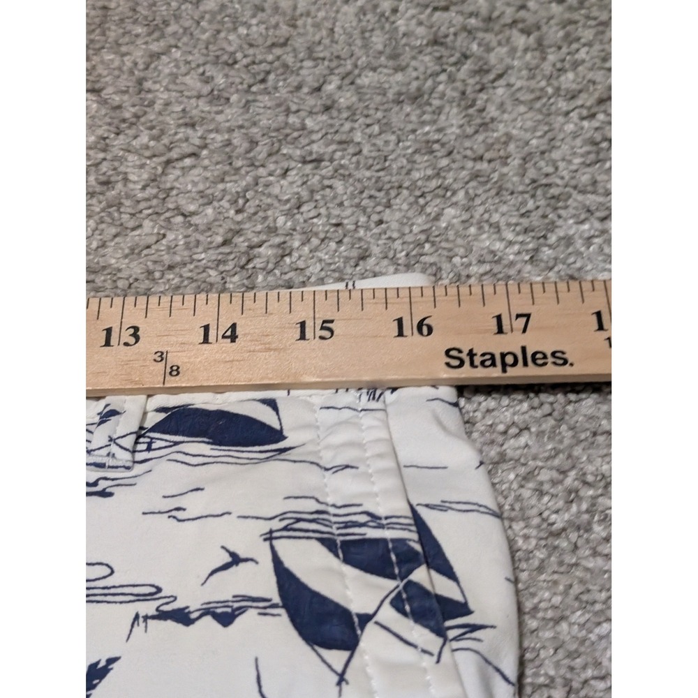 Talbots Chino Shorts Womens 4 Ivory Navy Sailboat Nautical Relaxed 7 Inseam - Picture 4 of 7